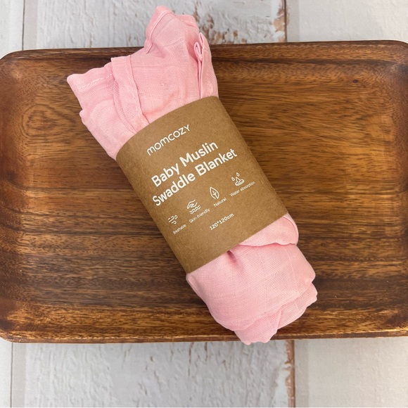 Momcozy Muslin Swaddle Blankets, Soft Silky Baby Blankets 47 x 47 inches - Picture 6 of 8